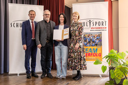 Verleihung der Schulsportgütesiegel durch Landeshauptmann-Stellvertreterin Christine Haberlander im Festsaal des Europagymnasium Linz Auhof.