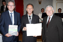 Verleihung von Berufstiteln und Dekretübergabe durch Landeshauptmann Dr. Josef Pühringer und Landesschulratspräsidenten HR. Friedrich Enzenhofer