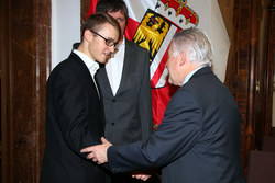 Landeshauptmann Dr.Josef Pühringer empfängt ausgezeichnete Lehrlinge im Linzer Landhaus