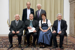 Überreichung von Landesauszeichnungenan verdiente Funktionäre des OÖ.Seniorenbundes durch Landeshauptmann Dr.Josef Pühringer