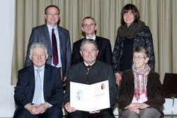 Verleihung von Konsulententitel -und Kulturmedaillen an verdiente Persönlichkeiten durch Landeshauptmann Dr.Josef Pühringer