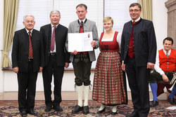Blasmusikehrung an verdiente Blasmusikvereine durch Landeshauptmann Dr.Josef Pühringer