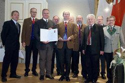 Verleihung Prof.Franz Kinzl Medaille und Prof. Rudolf Zeman Preis durch Landeshauptmann Dr.Josef Pühringer an verdiente Musikvereine