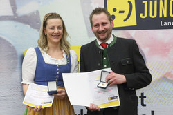 Verleihung des Ehrenzeichen Verdienste um die Oberösterreichische Jugend durch LH Stv. Mag Thomas Stelzer