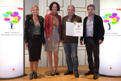 Verleihung von Zertifikaten an UmweltreferentInnen in Gemeinden durch Landtagsabgeordnete  Fr. Mag. Maria Buchmayr