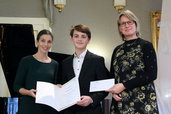 Verleihung des Dr. Josef Ratzenböck Stipendium an verdiente Musikschüler 
