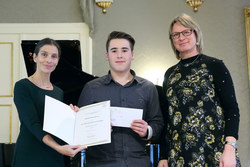 Verleihung des Dr. Josef Ratzenböck Stipendium an verdiente Musikschüler 