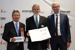 Sportehrenzeichen in Bronze verliehen durch LHStv. Mag. Dr. Michael Strugl