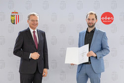 Landeshauptmann Mag. Thomas Stelzer verleiht Landeskulturpreis und Initiative Kulturarbeit.