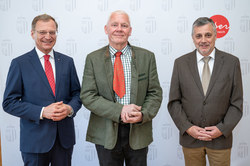 Empfang für pensionierte Lehrer Landeshauptmann Mag. Thomas Stelzer und Bildungsdirektor Dr. Alfred Klampfer 