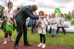 Kindergartenolympiade mit Landeshauptmann-Stellvertreterin Mag. Christine Haberlander und Landesrat Markus Achleitner.