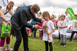 Kindergartenolympiade mit Landeshauptmann-Stellvertreterin Mag. Christine Haberlander und Landesrat Markus Achleitner.