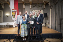 Landeshauptmann Mag. Thomas Stelzer überreicht Kulturauszeichnungen des Landes OÖ.