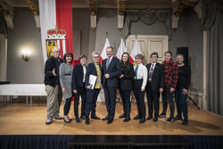 Landeshauptmann Mag. Thomas Stelzer überreicht Kulturauszeichnungen des Landes OÖ.