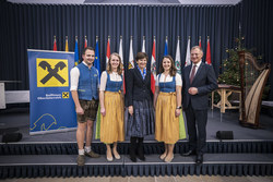 Verleihung der Volkskulturpreise durch Landeshauptmann Mag. Thomas Stelzer im Steinernen Saal des Linzer Landhauses.