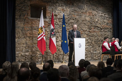 Amtseinführung von Bezirkshauptmann Dr. Florian Kolmhofer im Kubinsaal in Schärding