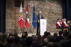 Amtseinführung von Bezirkshauptmann Dr. Florian Kolmhofer im Kubinsaal in Schärding