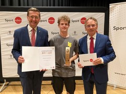 Verleihung des Landessportehrenzeichen in Bronze durch Landesrat Markus Achleitner