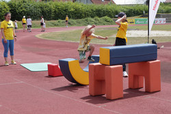 Kindergarten-Olympiade mit LHStv Haberlander und LR Achleitner im Sportzentrum Traun 