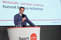 Verleihung der Landes-Sportehrenzeichen in Bronze durch Landesrat Markus Achleitner