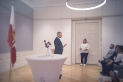 Landeshauptmann Mag. Thomas Stelzer vereidigt neue ZiviltechnikerInnen im Linzer Landhaus.