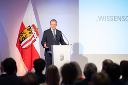 Landeshauptmann Mag. Thomas Stelzer und Wissenschafts-Landesrat KommR Markus Achleitner luden zum OÖ Wissenschafts-Empfang Wissenschaft im Dialog im Festsaal des Schlossmuseums Linz.
