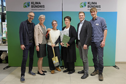 Auszeichnung KlimaAcker mit Landesrat Stefan Kaineder