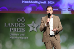 Verleihung der OÖ Landespreise für Umwelt und Nachhaltigkeit durch Landesrat Stefan Kaineder