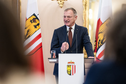 Verleihung künstlerischer Stipendien des Landes OÖ durch Landeshauptmann Mag. Thomas Stelzer.