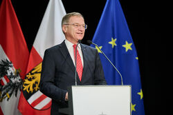 Amtseinführung des neuen Bezirkshauptmanns des Bezirks Urfahr-Umgebung Dr. Ferdinand Watschinger.