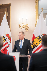 keine Beschreibung gefunden