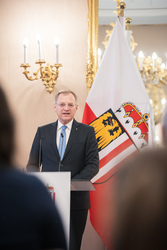 keine Beschreibung gefunden