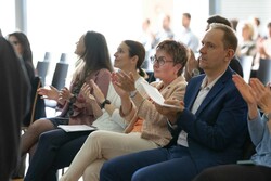 Bildungsdirektion Oberösterreich Verleihung des Schulsportgütesiegels im BRG Linz Auhof
