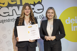 Preisübergabe Landesjugendredewettbewerb 2025