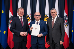 Lehrertitelverleihung durch Landeshauptmann Mag. Thomas Stelzer und Bildungsdirektor Alfred Klampfer.