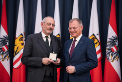 Landeshauptmann Mag. Thomas Stelzer bei der Überreichung von Kulturauszeichnungen des Landes OÖ.