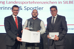Sportehrenzeichenverleihung in Silber und Gold durch Landesrat Markus Achleitner