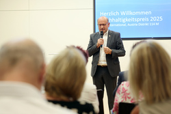 Lions Nachhaltigkeitspreis mit LR Stefan Kaineder