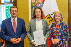 Verleihung Habilitationsstipendien durch LHstv Christine Haberlander und LR Markus Achleitner