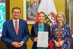 Verleihung Habilitationsstipendien durch LHstv Christine Haberlander und LR Markus Achleitner