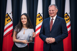 Landeshauptmann Mag. Thomas Stelzer empfängt ausgezeichnete Maturantinnen und Maturanten bei einer Feierstunde im Linzer Landhaus.