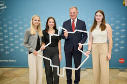 Ferialkräfteempfang im Steinernen Saal des Linzer Landhauses mit Landeshauptmann Mag. Thomas Stelzer.