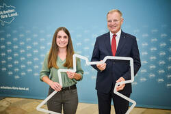 Ferialkräfteempfang im Steinernen Saal des Linzer Landhauses mit Landeshauptmann Mag. Thomas Stelzer.