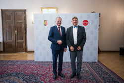 keine Beschreibung gefunden