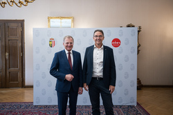 keine Beschreibung gefunden