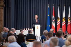 keine Beschreibung gefunden