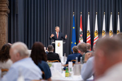 keine Beschreibung gefunden