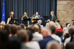 keine Beschreibung gefunden