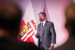 keine Beschreibung gefunden