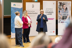 Zertifikatsverleihung HTL Mentoring für Schülerinnen